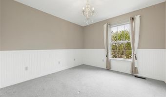 238 Pointe Lucerne Ct, Ballwin, MO 63011