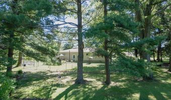 1195 New Milford Rd, Atwater, OH 44201