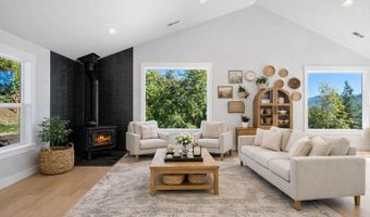 260 BALD EAGLE Rd, Ariel, WA 98603