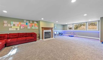 20 Dale Rd, Airmont, NY 10952