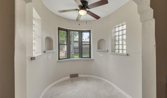 9405 Mackenzie Rd, Affton, MO 63123