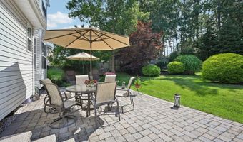 21 ORCHID Ln, Barnegat, NJ 08005