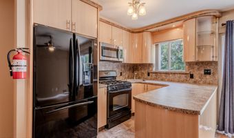 29 Lorenzo Ct, Aberdeen, NJ 07747