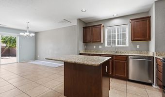 221 Burnage Ln, Alamogordo, NM 88310