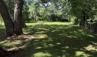311 Ballentine St, Bay St. Louis, MS 39520
