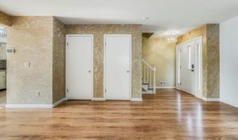 226 Cherokee Rd, Andover, NJ 07848