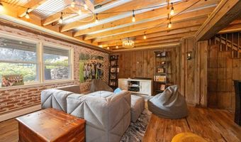 859 Country Club Ln, Ashland, OH 44805