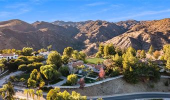 35 Saddlebow Rd, Bell Canyon, CA 91307
