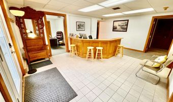 1045 Broadway, Bangor, ME 04401