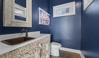 927 N Shore Dr, Biloxi, MS 39532