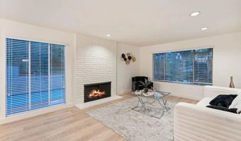 6221 BRYNWOOD Ct, San Diego, CA 92120