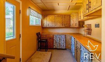 2519 Beartooth Dr, Cody, WY 82414