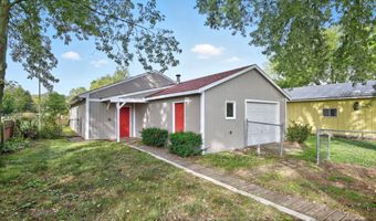 3342 Dumont Lake Dr, Allegan, MI 49010