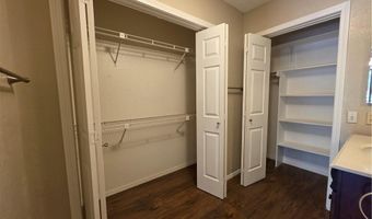 9 Fairway Dr, Bella Vista, AR 72714