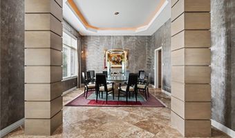520 Bristol Dr, Aurora, OH 44202
