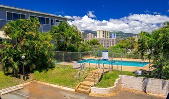 3370 Salt Lake Blvd 204, Honolulu, HI 96818