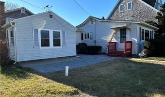 2 Reed Ave, Waterford, CT 06385