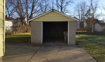 607 Dickson St, Youngstown, OH 44502