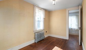 154 Essex Rd, North Kingstown, RI 02852