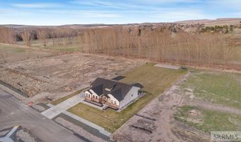 2691 Ridge River Dr, Ammon, ID 83406