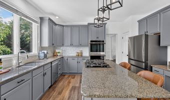 21395 KEANE Ct, Ashburn, VA 20147