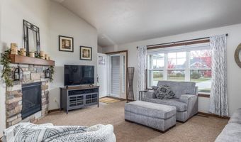 W5724 JOCHMANN Drive, Appleton, WI 54915