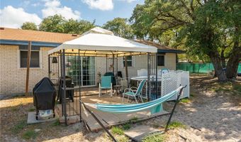 1307 W Palm Dr, Aransas Pass, TX 78336