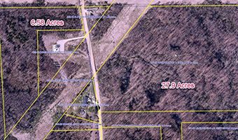 64 Th St, Fennville, MI 49408