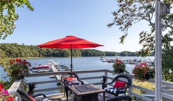 110 Rocky Hollow Rd, East Greenwich, RI 02818
