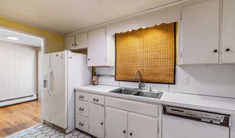93 Kenwood St, Berlin, CT 06037