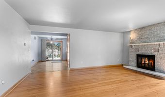 500 W SUNSET Ave, Appleton, WI 54911