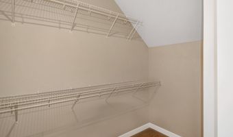 44615 WOLFHOUND Sq, Ashburn, VA 20147