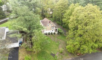 305 McCormack Rd, Albany, NY 12208