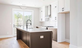 7230 Summit Pl, Alpharetta, GA 30009