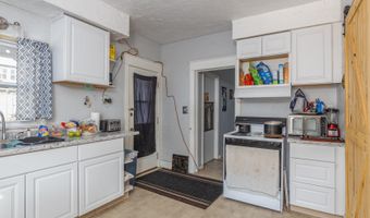 617 W FRANKLIN St, Appleton, WI 54911