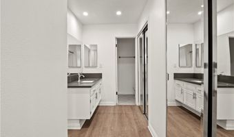 5334 Lindley Ave 125, Encino, CA 91316