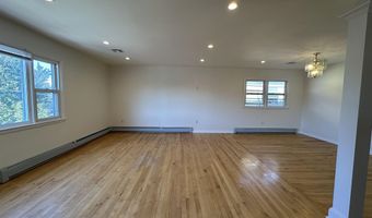 33 E 51ST St 2, Bayonne, NJ 07002