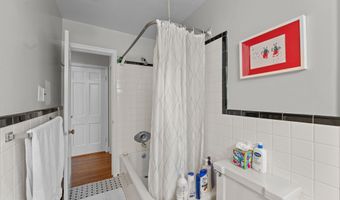 5121 BALTAN Rd, Bethesda, MD 20816