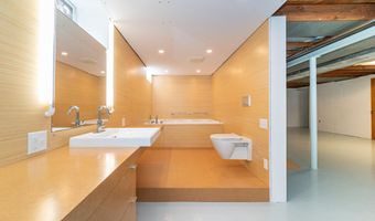 827 Westwood Ave, Ann Arbor, MI 48103