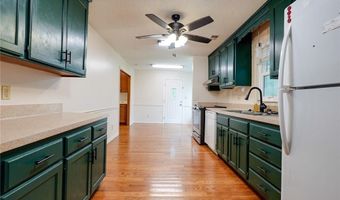 2018 N 54 St, Kansas City, KS 66104