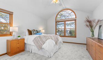 2197 Knollpoint Dr NE, Ada, MI 49301