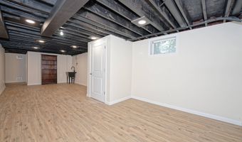 14 Birch Hill Rd, Albany, NY 12211