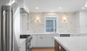 179 32nd St, Avalon, NJ 08202