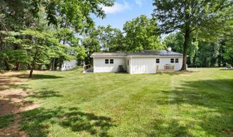 121 NE Hill Dr, Abingdon, VA 24210