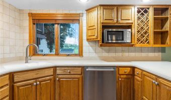 1218 4th Ave SE, Austin, MN 55912