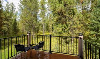 285 SPRUCE St, Alpine, WY 83128