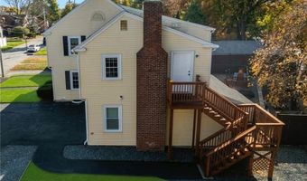 14 Fairview Ave, Lincoln, RI 02865