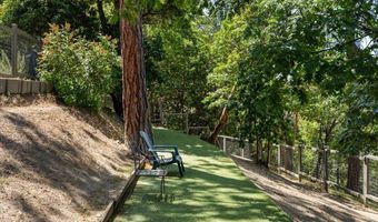500 Ashland Loop Rd, Ashland, OR 97520