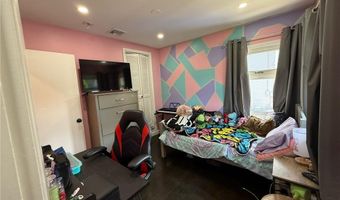 19 S Long St, Johnston, RI 02919