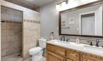 1222 Alpine St, Andrews, TX 79714